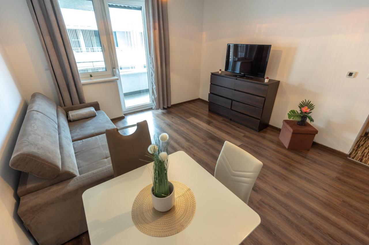 Leo Apartment Budapest Luaran gambar