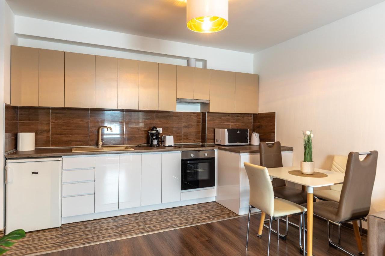 Leo Apartment Budapest Luaran gambar
