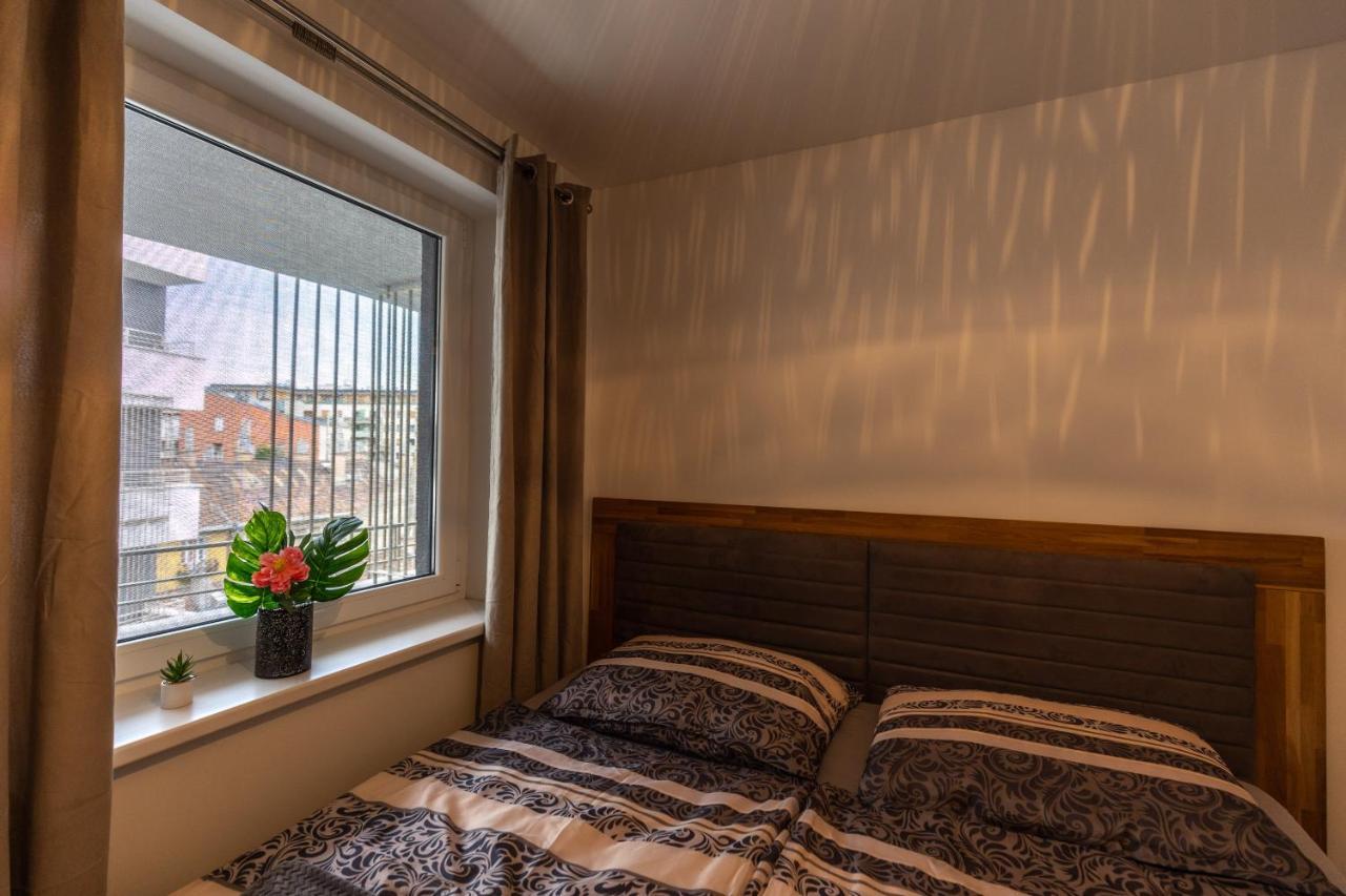 Leo Apartment Budapest Luaran gambar