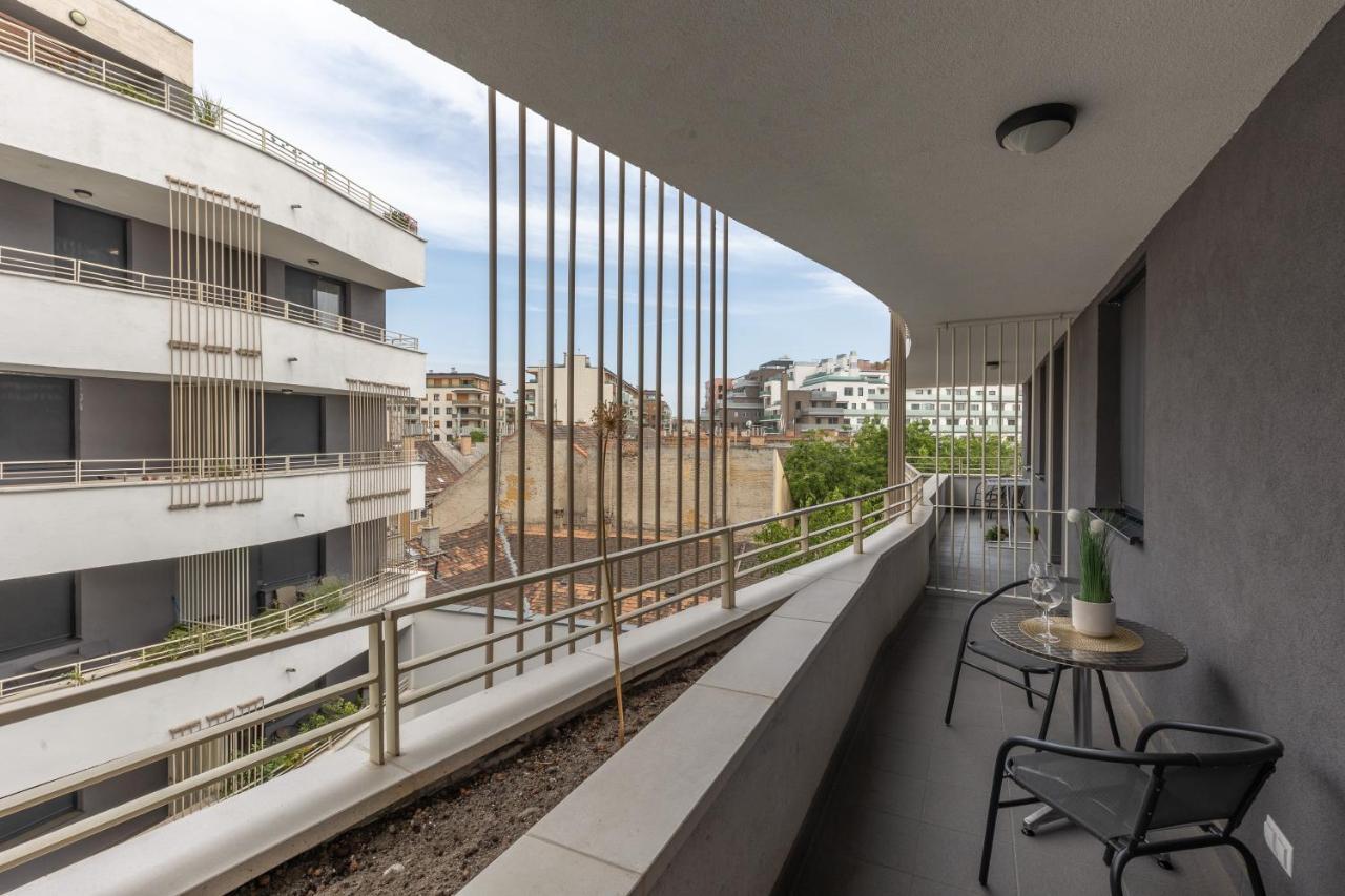 Leo Apartment Budapest Luaran gambar