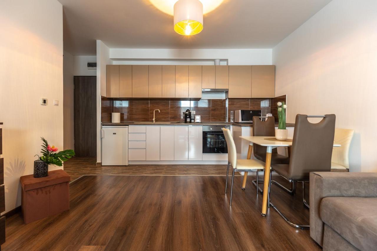 Leo Apartment Budapest Luaran gambar